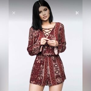 Kendall & Kylie Red Paisley Romper Medium